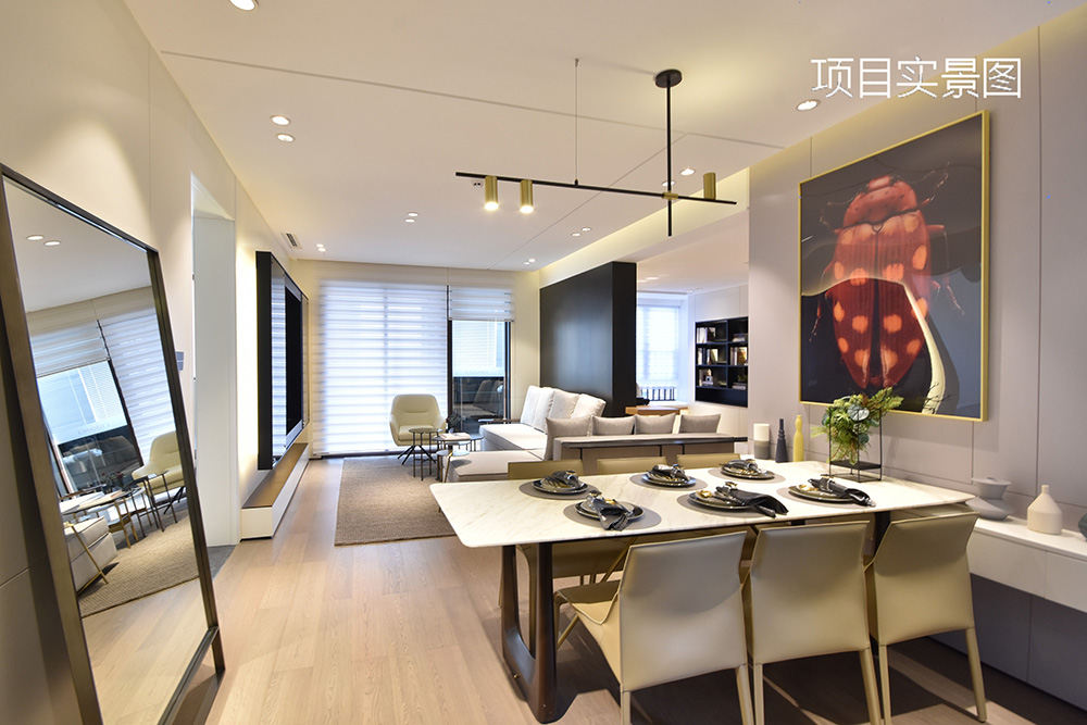 样板房展示效果 - 棕榈彩虹